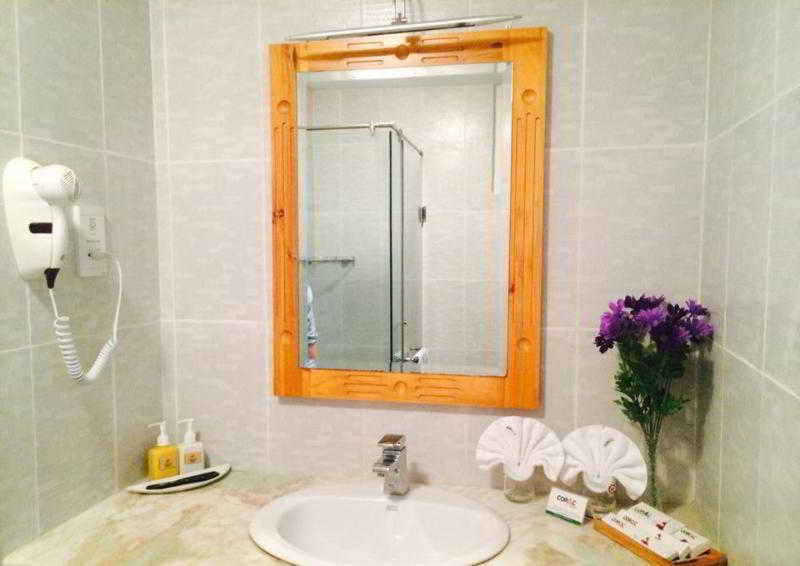 Copac Hotel Nha Trang Bagian luar foto