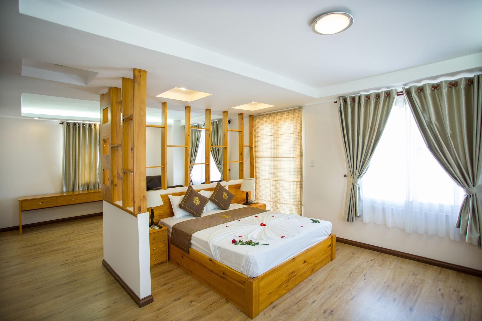 Copac Hotel Nha Trang Bagian luar foto