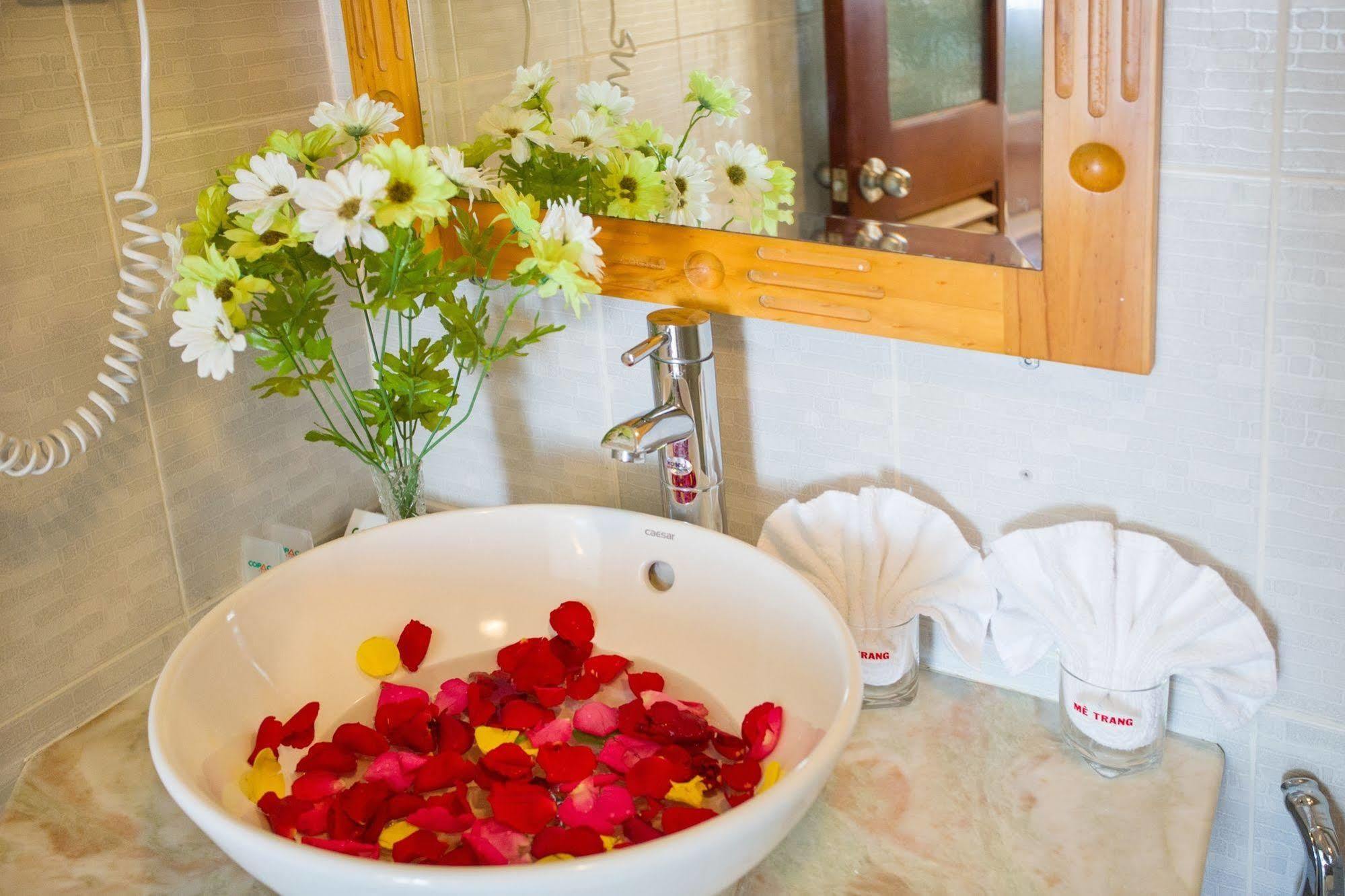 Copac Hotel Nha Trang Bagian luar foto