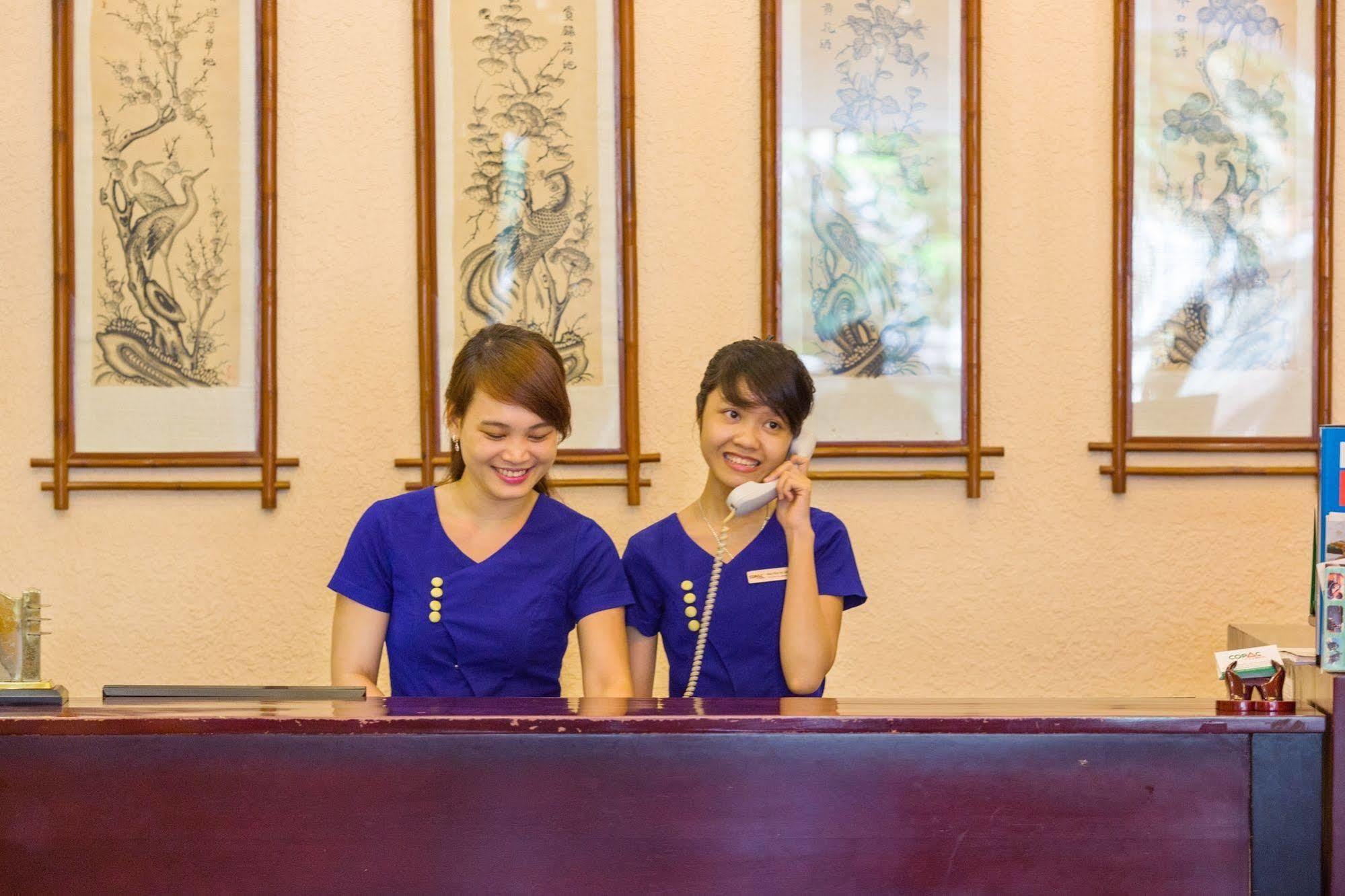 Copac Hotel Nha Trang Bagian luar foto